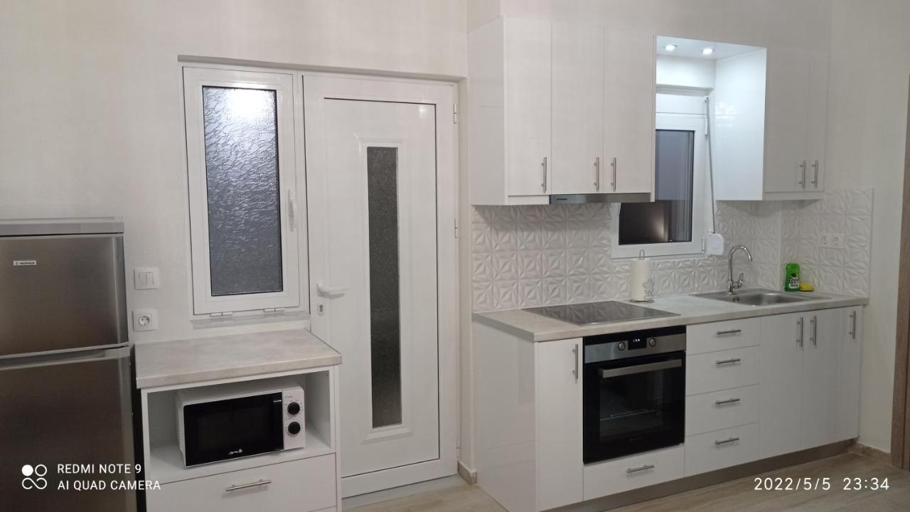 Sunshine Apartments Kato Daratso Luaran gambar