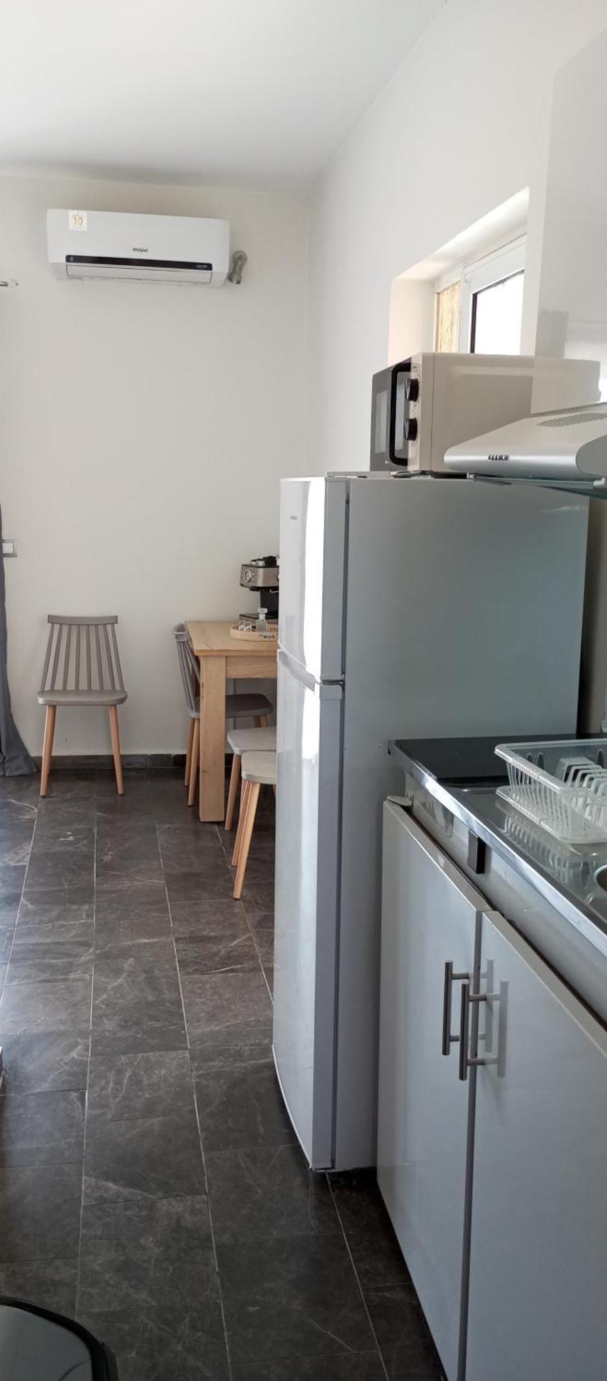 Sunshine Apartments Kato Daratso Luaran gambar